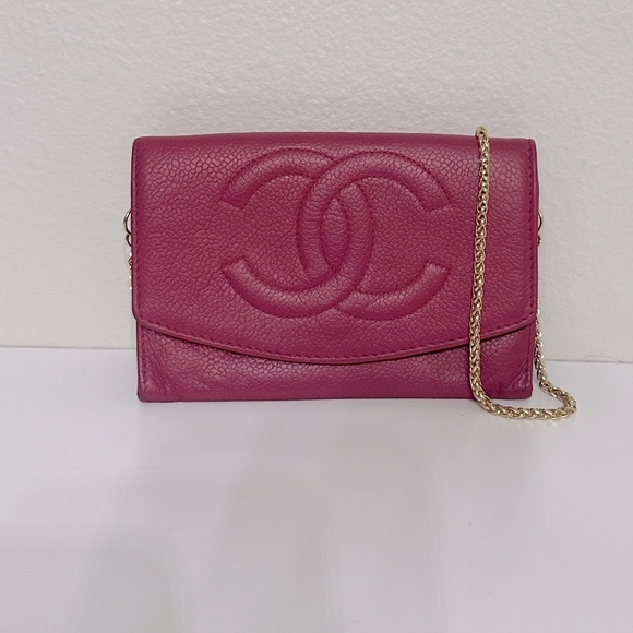 CHANEL Handbags - Authentic Chanel pink caviar skin flap wallet